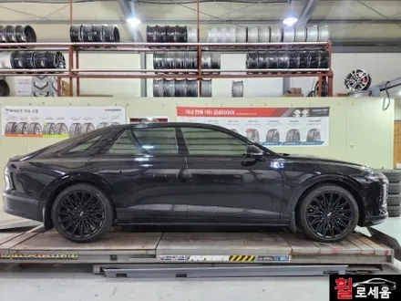 대전 무광블랙 휠도색 디올 뉴 그랜저 GN7 20인치 블랙잉크 / 대전 중구 안영동