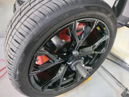 대구 BMW G06 X6 741M 21인치 순정휠 대전 유광블랙 휠도색 [휠로세움] / 대전 중구 안영동