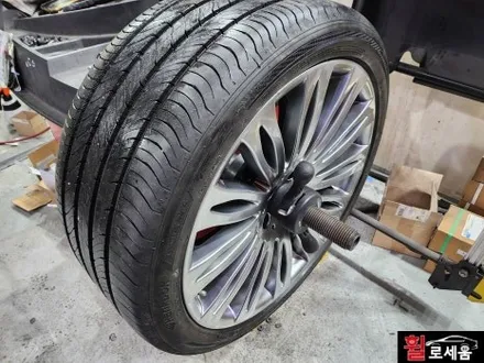 대전 휠복원 휠로세움 벤츠 W222 S560 마이바흐 20인치 순정휠 / 대전 중구 안영동