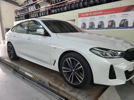 대천 BMW G32 6GT 647M 19인치 유광블랙 휠도색 [대전 휠로세움] / 대전 중구 안영동