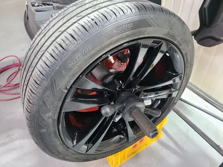 대전 휠복원 휠로세움 BMW F30 3시리즈 397 18인치 유광블랙 / 대전 중구 안영동