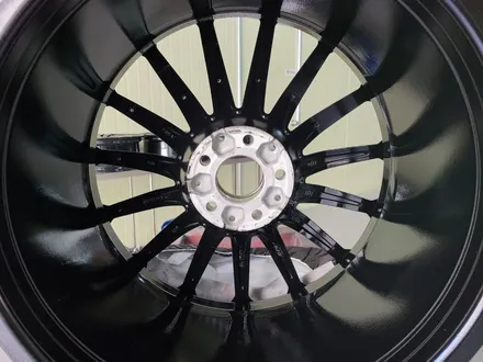 대전 휠복원 휠로세움 - 벤츠 GT43 AMG 20인치 유광블랙 분체 휠도색 + 레드 우레탄 캘리퍼도색 / 대전 중구 안영동
