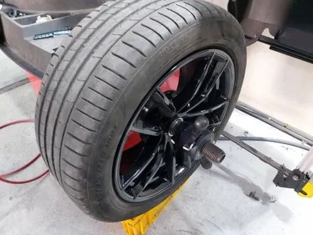 대전 BMW G30 5시리즈 휠 튜닝 / 662M 18인치 유광블랙 휠도색 중고휠 (245/45/18 , 275/40/18 한국 벤투스 S2 AS 타이어 교체) / 대전 중구 안영동