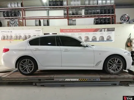 대구 BMW G30 5시리즈 662M 유광블랙 18인치 교체 / 대전 휠도색 / 대전 중구 안영동