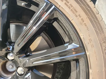 충남 아산 휠복원 볼보 XC90 인스크립션 20인치 순정휠 (유광블랙 휠도색) / 대전 중구 안영동
