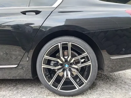 대전 휠복원 휠로세움 BMW G11 7시리즈 휠 튜닝 인치업 (907M 스타일 20인치) / 대전 중구 안영동