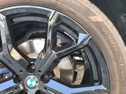 [대전 휠로세움] 경북 상주 BMW (G05) X5 741M 21인치 유광블랙 휠도색 / 대전 중구 안영동