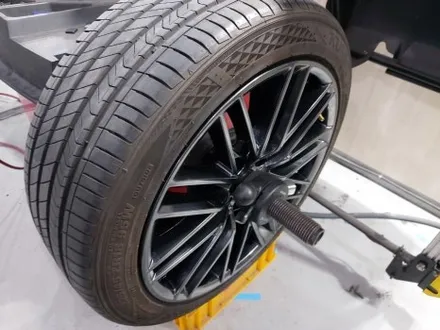제네시스 G70 18인치 고스트크롬 대전 휠도색 / 휠로세움 / 대전 중구 안영동