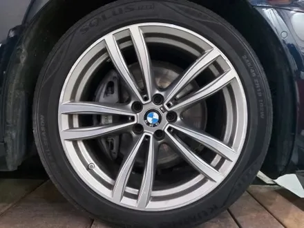 BMW (G11 G12) 7시리즈 647M 19인치 대전 휠복원 및 휠도색 + 우레탄 블루 캘리퍼도색 / 대전 중구 안영동