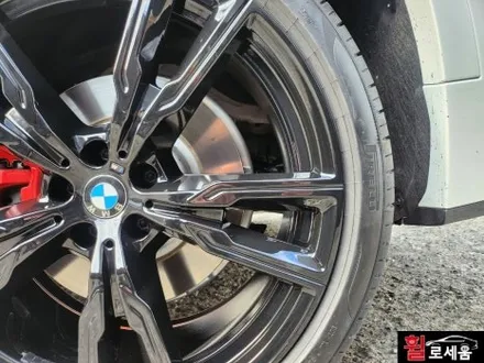 BMW G05 X5 60i 747M 22인치 순정휠 하이그로시블랙 분체 휠도색 / 대전 중구 안영동