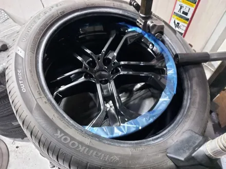 대전 휠로세움 / BMW G05 X5 21인치 유광블랙 분체 휠도색 + 레드 우레탄 캘리퍼도색 / 대전 중구 안영동