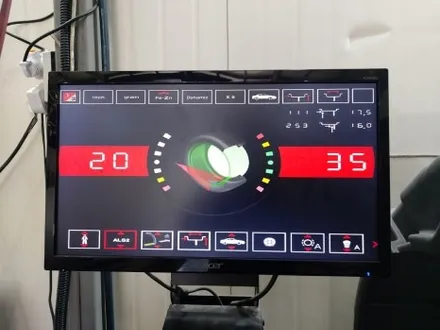 청주 BMW F10 5시리즈 럭셔리 18인치 대전 휠복원 (다이아컷팅 분체도장) / 대전 중구 안영동