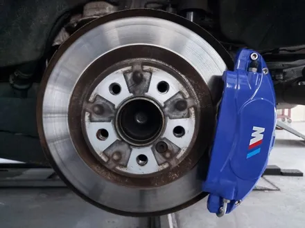 대전 휠복원 휠로세움 - BMW F44 2시리즈 220I 819M 18인치 유광블랙 휠도색 / 대전 중구 안영동