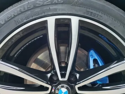 BMW (G11 G12) 7시리즈 647M 19인치 대전 휠복원 및 휠도색 + 우레탄 블루 캘리퍼도색 / 대전 중구 안영동