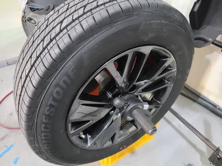 [대전 휠로세움] 대구 제네시스 GV70 18인치 고스트크롬 휠도색 / 대전 중구 안영동
