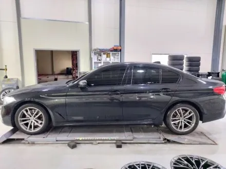 대전 휠복원 휠도색 NO.1 휠로세움 / BMW G30 5시리즈 M패키지 662M 18인치 (유광블랙) / 대전 중구 안영동