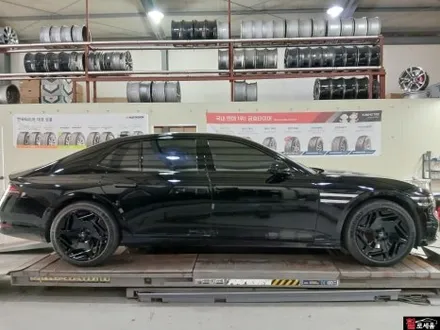 대전 제네시스 G90 RS4 롱베이스 (T4235) 20인치 휠 교체 및 유광블랙 도색 / 대전 중구 안영동