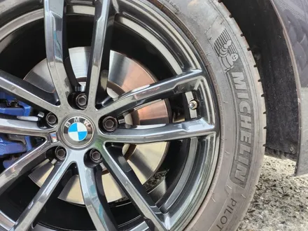 대전 휠복원 휠로세움 - 경북 칠곡 BMW 5시리즈 530I 662M 18인치 고스트크롬 휠도색 / 대전 중구 안영동