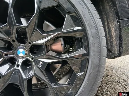 BMW X7 (G07) 915M 22인치 유광블랙 대전 휠도색 (크롬죽이기) / 대전 중구 안영동