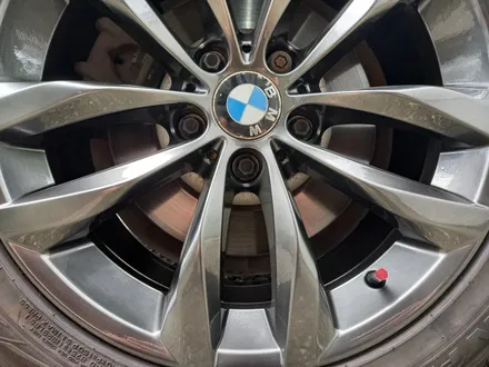 BMW F10 520d 18인치 휠복원 휠수리 (대전 5시리즈 에어로다이나믹 순정휠 중고휠 인치다운) / 대전 중구 안영동