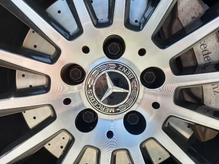 벤츠 W213 E클래스 쿠페 마차 AMG 20인치 순정휠 대전 휠복원 (블랙 투톤 다이아컷팅) / 대전 중구 안영동