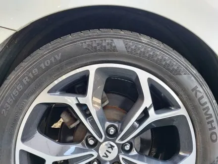 더뉴카니발 19인치 휠 교체 (스포티지 QL 더볼드 19인치 중고휠) 대전 휠복원 / 대전 중구 안영동