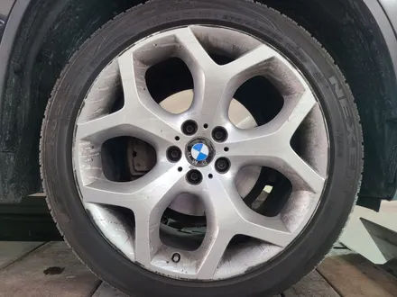 [대전 휠로세움] BMW E71 X6 축구공 20인치 휠복원 (유광블랙 휠도색) / 대전 중구 안영동