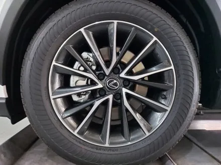 청주 휠도색 신차 렉서스 NX450H 18인치 유광블랙 (하이그로시블랙) 대전 휠로세움 / 대전 중구 안영동
