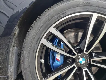 BMW (G11 G12) 7시리즈 647M 19인치 대전 휠복원 및 휠도색 + 우레탄 블루 캘리퍼도색 / 대전 중구 안영동