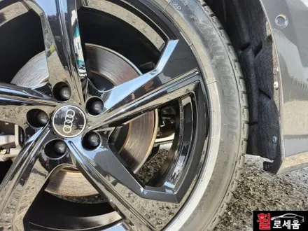 대전 휠도색 아우디 A6 (C8) 19인치 순정휠 유광블랙 분체도장 / 대전 중구 안영동