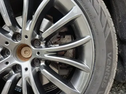 BMW F10 5시리즈 럭셔리 18인치 청주 휠복원, 대전 휠도색 (고스트크롬) / 대전 중구 안영동