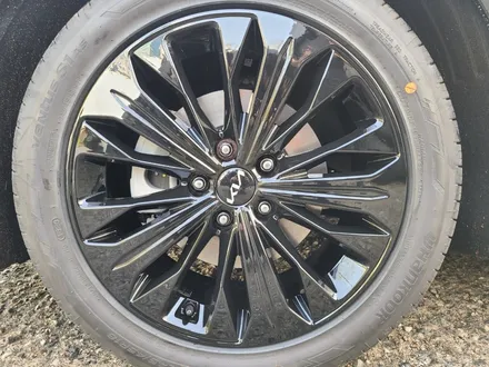 기아 K8 18인치 순정휠 유광블랙 대전 휠도색 (크롬죽이기) 휠로세움 / 대전 중구 안영동