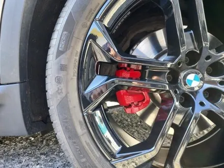 대전 휠로세움 / BMW G05 X5 21인치 유광블랙 분체 휠도색 + 레드 우레탄 캘리퍼도색 / 대전 중구 안영동
