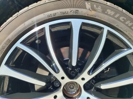 청주 BMW F10 5시리즈 럭셔리 18인치 대전 휠복원 (다이아컷팅 분체도장) / 대전 중구 안영동