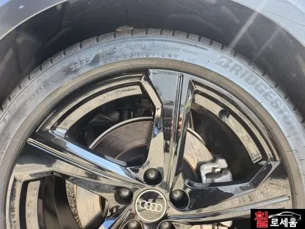 대전 휠도색 아우디 A6 (C8) 19인치 순정휠 유광블랙 분체도장 / 대전 중구 안영동