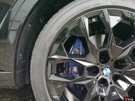 BMW X7 (G07) 915M 22인치 유광블랙 대전 휠도색 (크롬죽이기) / 대전 중구 안영동
