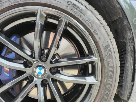대전 휠복원 휠로세움 - 경북 칠곡 BMW 5시리즈 530I 662M 18인치 고스트크롬 휠도색 / 대전 중구 안영동