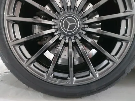 대전 휠복원 휠로세움 벤츠 GT43 AMG 20인치 고스트크롬 (벤투스 S1 에보3 타이어) / 대전 중구 안영동