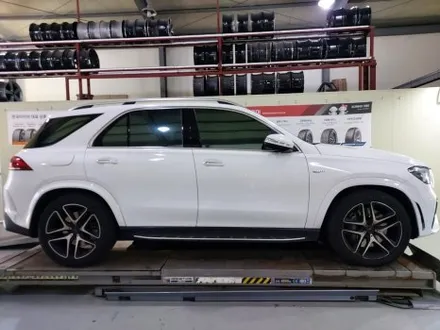 대전 W167 GLE 53 AMG 21인치 유광블랙 휠복원 + 우레탄 레드 캘리퍼도색 / 대전 중구 안영동