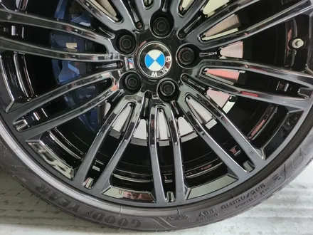 BMW G30 5시리즈 664M 19인치 휠복원 및 유광블랙 휠도색 - 대전 휠로세움 / 대전 중구 안영동