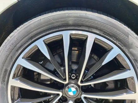 BMW G30 5시리즈 럭셔리 18인치 대전 휠복원 및 블랙 투톤 다이아컷팅 휠도색 / 대전 중구 안영동