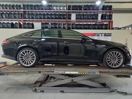대전 휠복원 벤츠 AMG GT43 19인치 순정휠 커스텀 휠도색 (블랙 반무광 림컷팅) / 대전 중구 안영동