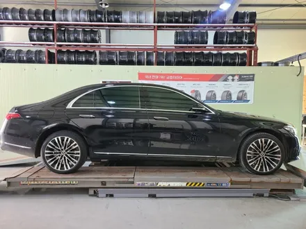 벤츠 W223 S클래스 S580 20인치 순정휠 [대전 휠복원 휠로세움] / 대전 중구 안영동