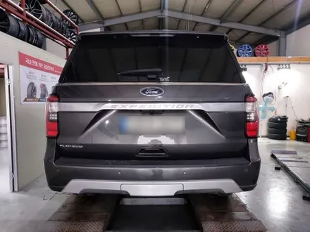 포드 익스페디션 SUV 22인치 순정휠 대전 고스트크롬 분체 휠도색 / 대전 중구 안영동