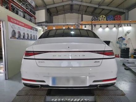 제네시스 RS4 G90 튜닝 휠 교체 (롱베이스 T4235 20인치 신품) 대전 휠로세움 / 대전 중구 안영동