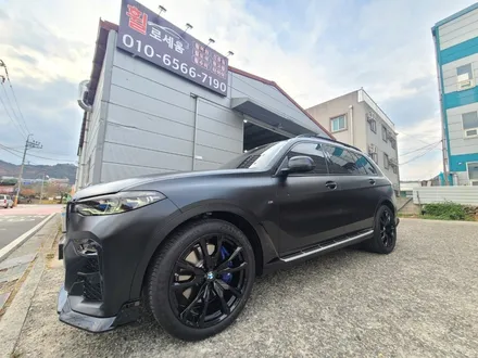 전주 BMW X7 50I 755M 22인치 유광블랙 대전 휠도색 휠로세움 / 대전 중구 안영동