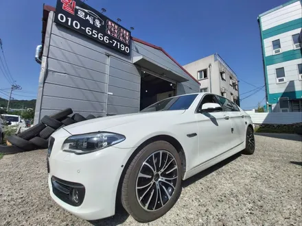 청주 BMW F10 5시리즈 럭셔리 18인치 대전 휠복원 (다이아컷팅 분체도장) / 대전 중구 안영동