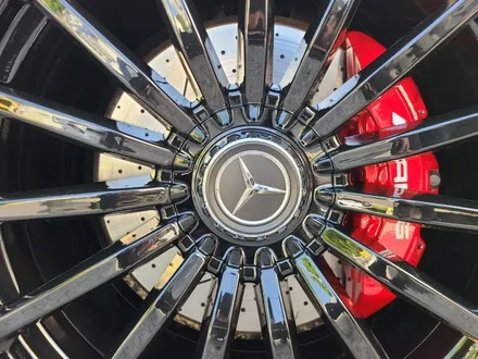 대전 휠복원 휠로세움 - 벤츠 GT43 AMG 20인치 유광블랙 분체 휠도색 + 레드 우레탄 캘리퍼도색 / 대전 중구 안영동