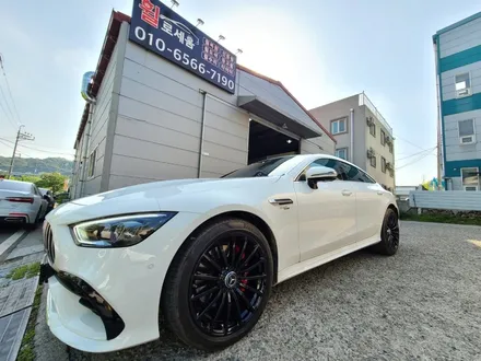 대전 휠복원 휠로세움 - 벤츠 GT43 AMG 20인치 유광블랙 분체 휠도색 + 레드 우레탄 캘리퍼도색 / 대전 중구 안영동