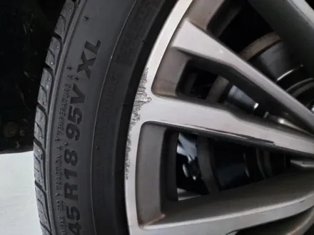 휠 기스 복원, 유광블랙 분체 휠도색, 블루 우레탄 캘리퍼도색 대전 휠로세움 (BMW G20 3시리즈 럭셔리 18인치) / 대전 중구 안영동